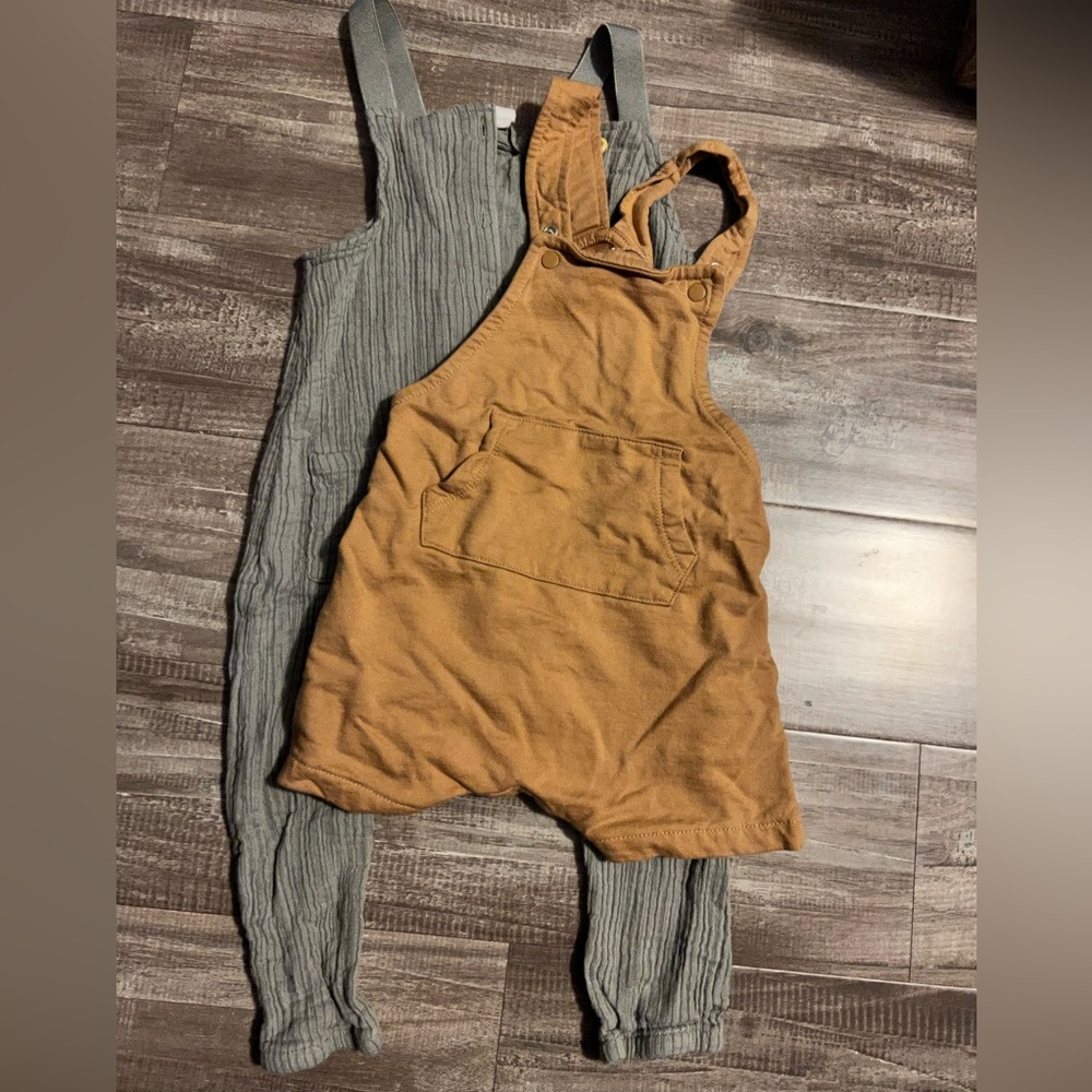 H&M overalls.12 months